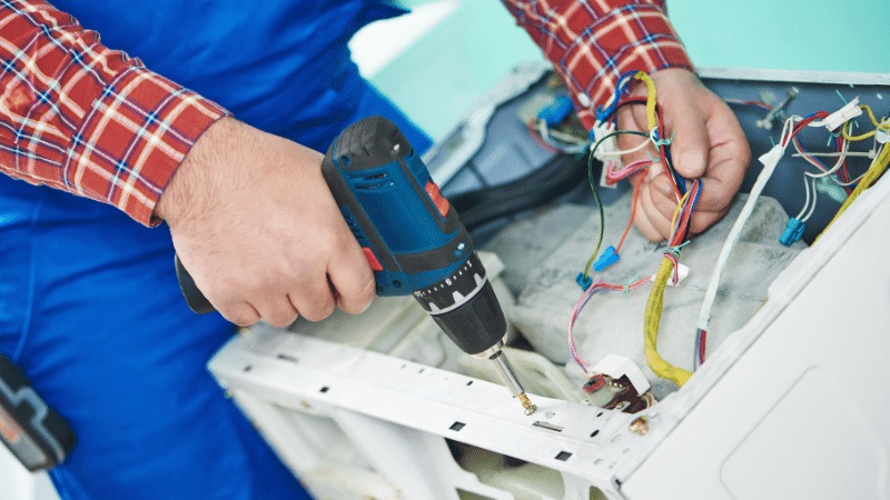 Elmadağ Siemens Siemens çamaşır makinesi kart tamiri – Su almama arızası orijinal parça ile giderildi. - Teknik servis örneği